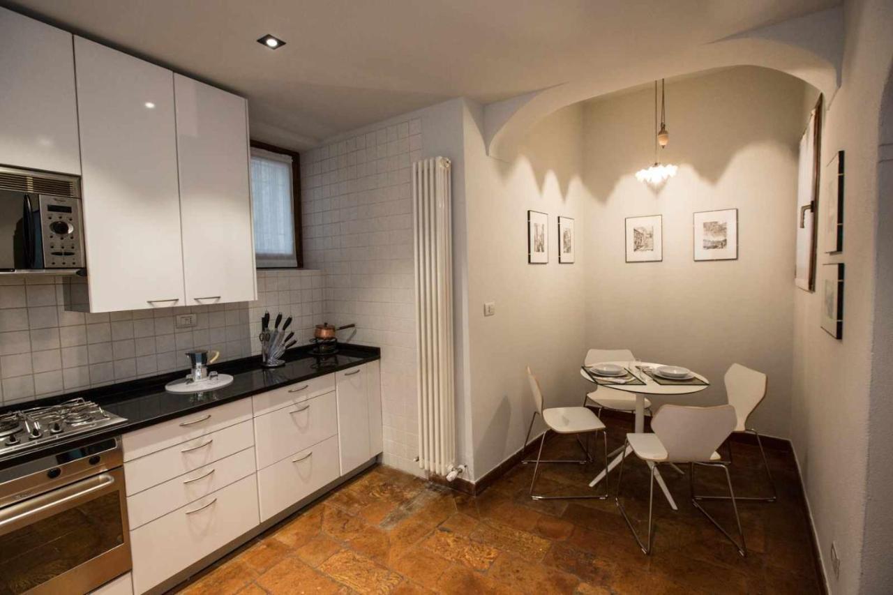 Historical Apartment In The Center Of Gravedona - Larihome A02 Zewnętrze zdjęcie