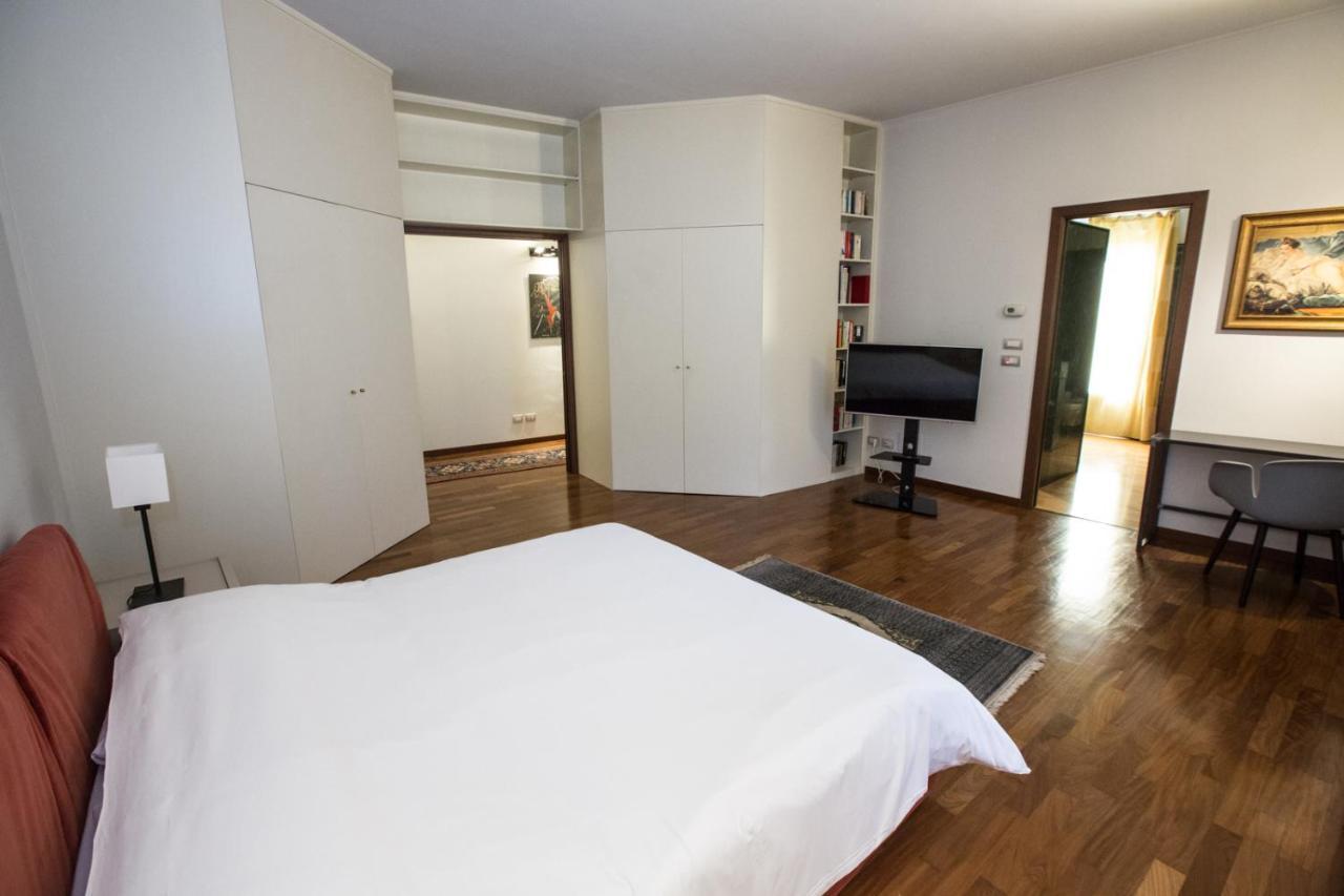 Historical Apartment In The Center Of Gravedona - Larihome A02 Zewnętrze zdjęcie